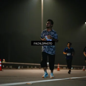 Runner Photo 7477601