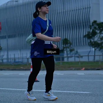Runner Photo 7477610