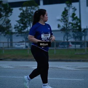 Runner Photo 7477611