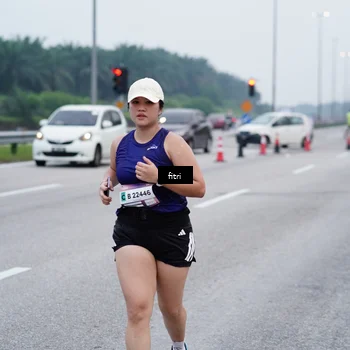 Runner Photo 7477640