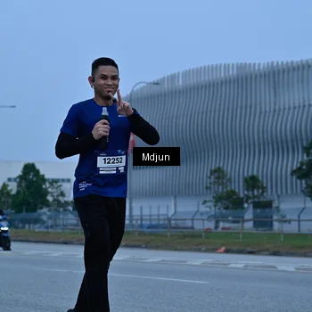 Runner Photo 7477661