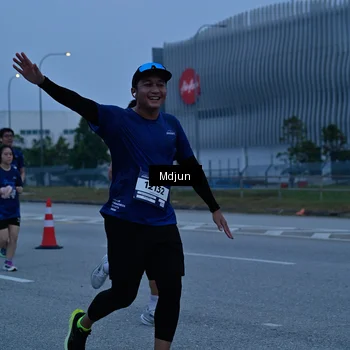 Runner Photo 7477676