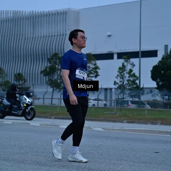 Runner Photo 7477691