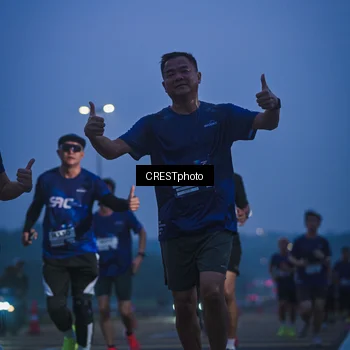 Runner Photo 7477692