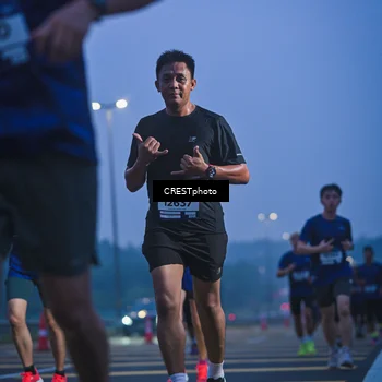 Runner Photo 7477701