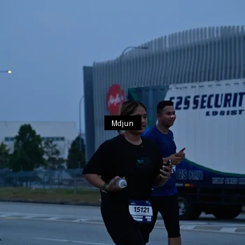 Runner Photo 7477738