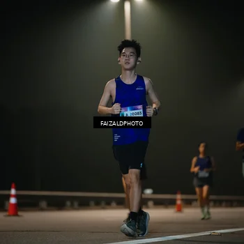 Runner Photo 7477741