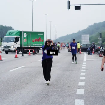 Runner Photo 7477745