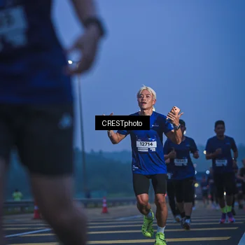 Runner Photo 7477754