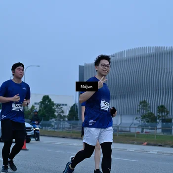 Runner Photo 7477759