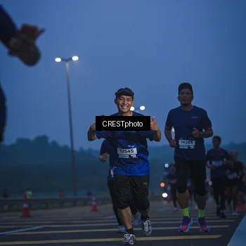 Runner Photo 7477816