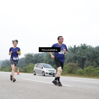 Runner Photo 7477818