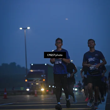 Runner Photo 7477851