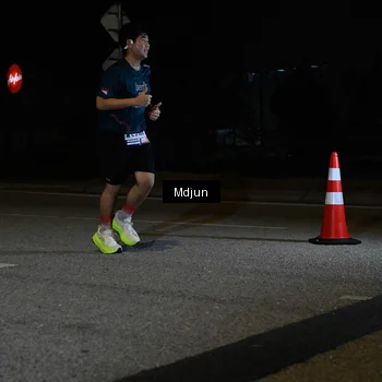 Runner Photo 7477860
