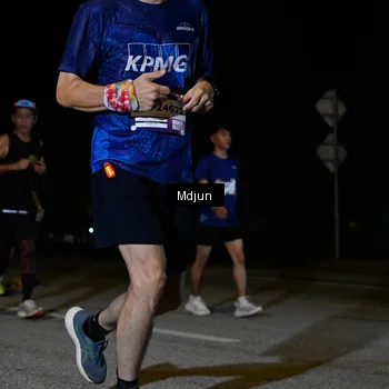 Runner Photo 7477891