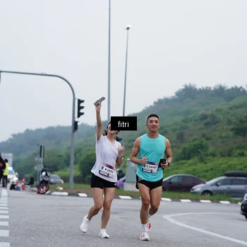 Runner Photo 7477913
