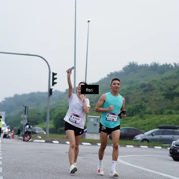 Runner Photo 7477916