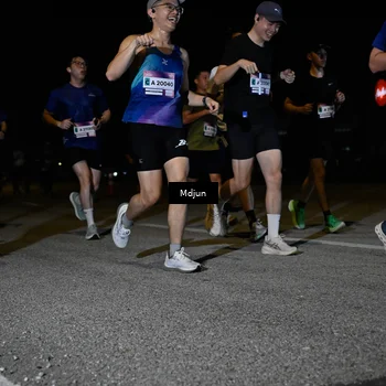 Runner Photo 7477919