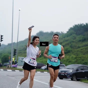 Runner Photo 7477932