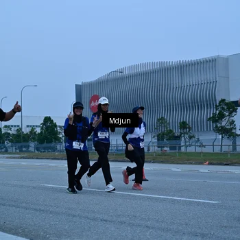Runner Photo 7477933
