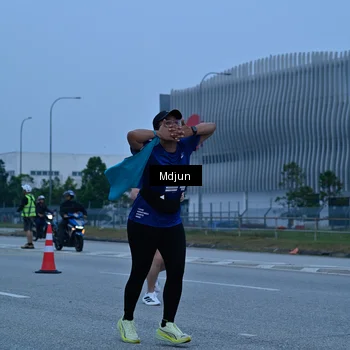 Runner Photo 7477939