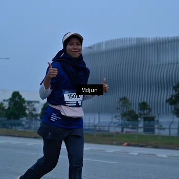 Runner Photo 7477941
