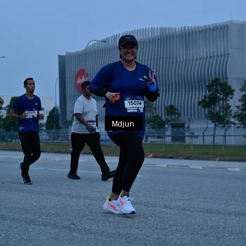Runner Photo 7477945