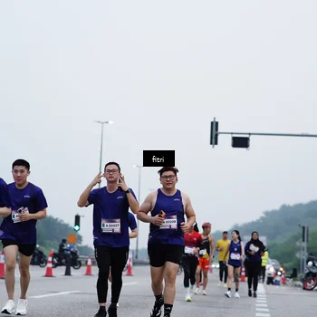 Runner Photo 7478016