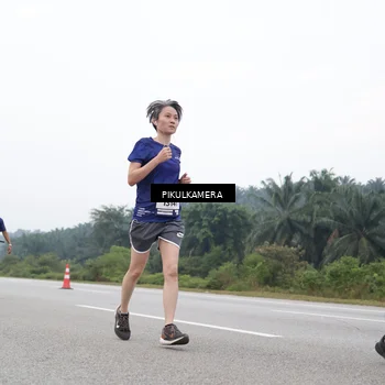 Runner Photo 7478019