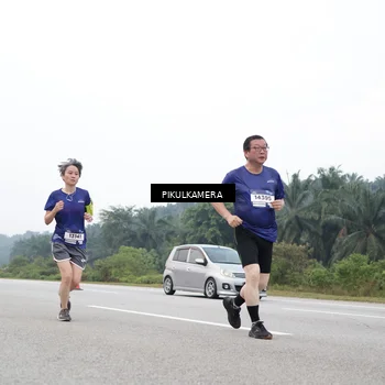 Runner Photo 7478040