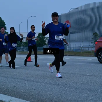 Runner Photo 7478058