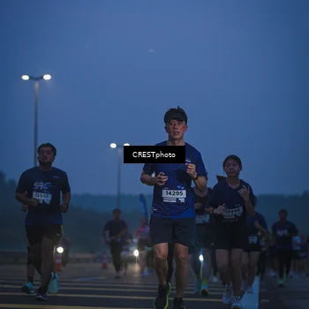 Runner Photo 7478077