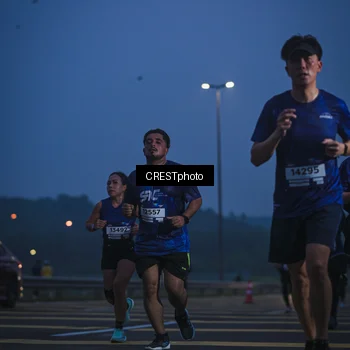 Runner Photo 7478098