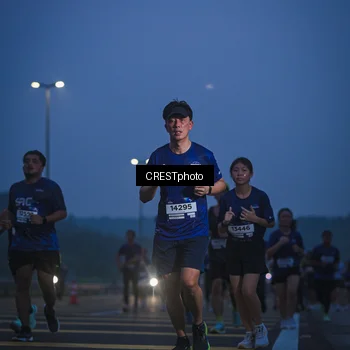 Runner Photo 7478100