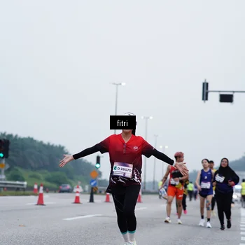 Runner Photo 7478102