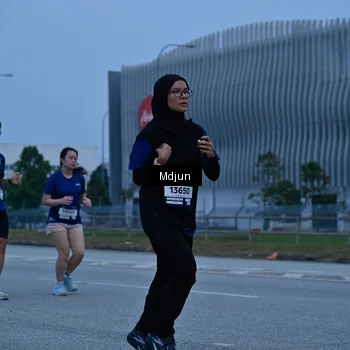 Runner Photo 7478143