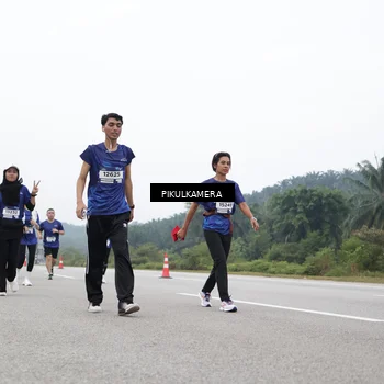 Runner Photo 7478277