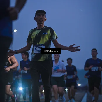 Runner Photo 7478324