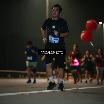 Runner Photo 7478391