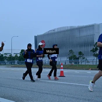 Runner Photo 7478414