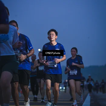 Runner Photo 7478423