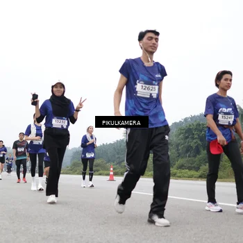 Runner Photo 7478434