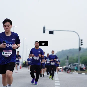 Runner Photo 7478440