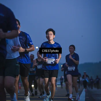 Runner Photo 7478443