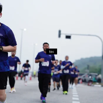 Runner Photo 7478444