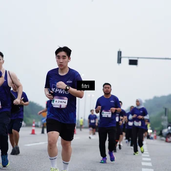 Runner Photo 7478449