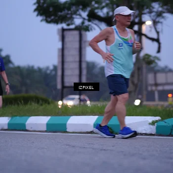 Runner Photo 7478480