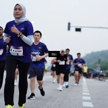 Runner Photo 7478556