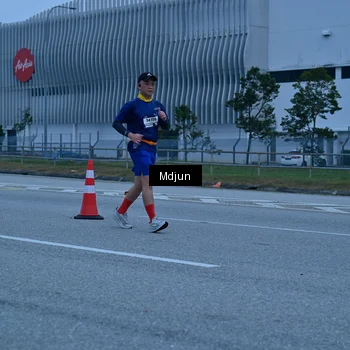 Runner Photo 7478563