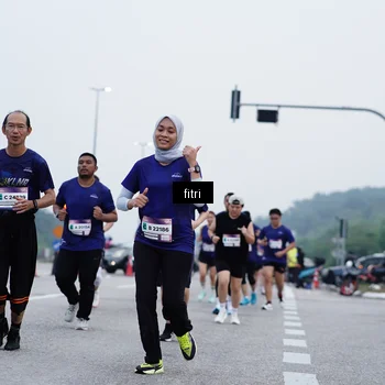 Runner Photo 7478573